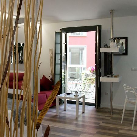 Acio Blanco. Loft En El Casco Historico De Ourense Luaran gambar